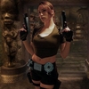 Annie en Lara Croft